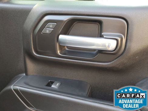 Used 2022 Chevrolet Silverado 2500 Custom w/ Custom Value Package image 47