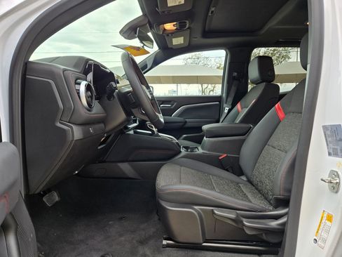 Certified 2024 Chevrolet Colorado Z71 w/ Safety Package image 9