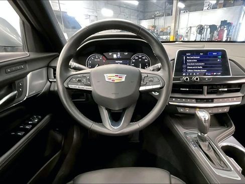 Used 2025 Cadillac CT4 Premium Luxury RWD image 4