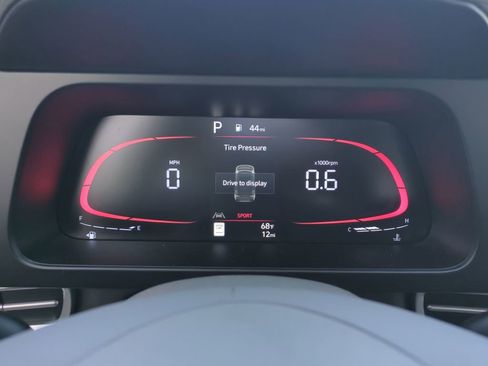 New 2026 Hyundai Elantra Sport FWD image 32