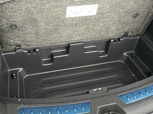 Used 2023 Buick Enclave Essence w/ Experience Buick Package FWD image 29