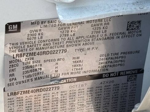 Used 2024 Buick Envision Preferred AWD/4WD image 20