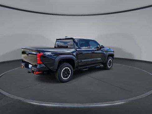 Used 2026 Toyota Tacoma TRD Off-Road AWD/4WD image 8