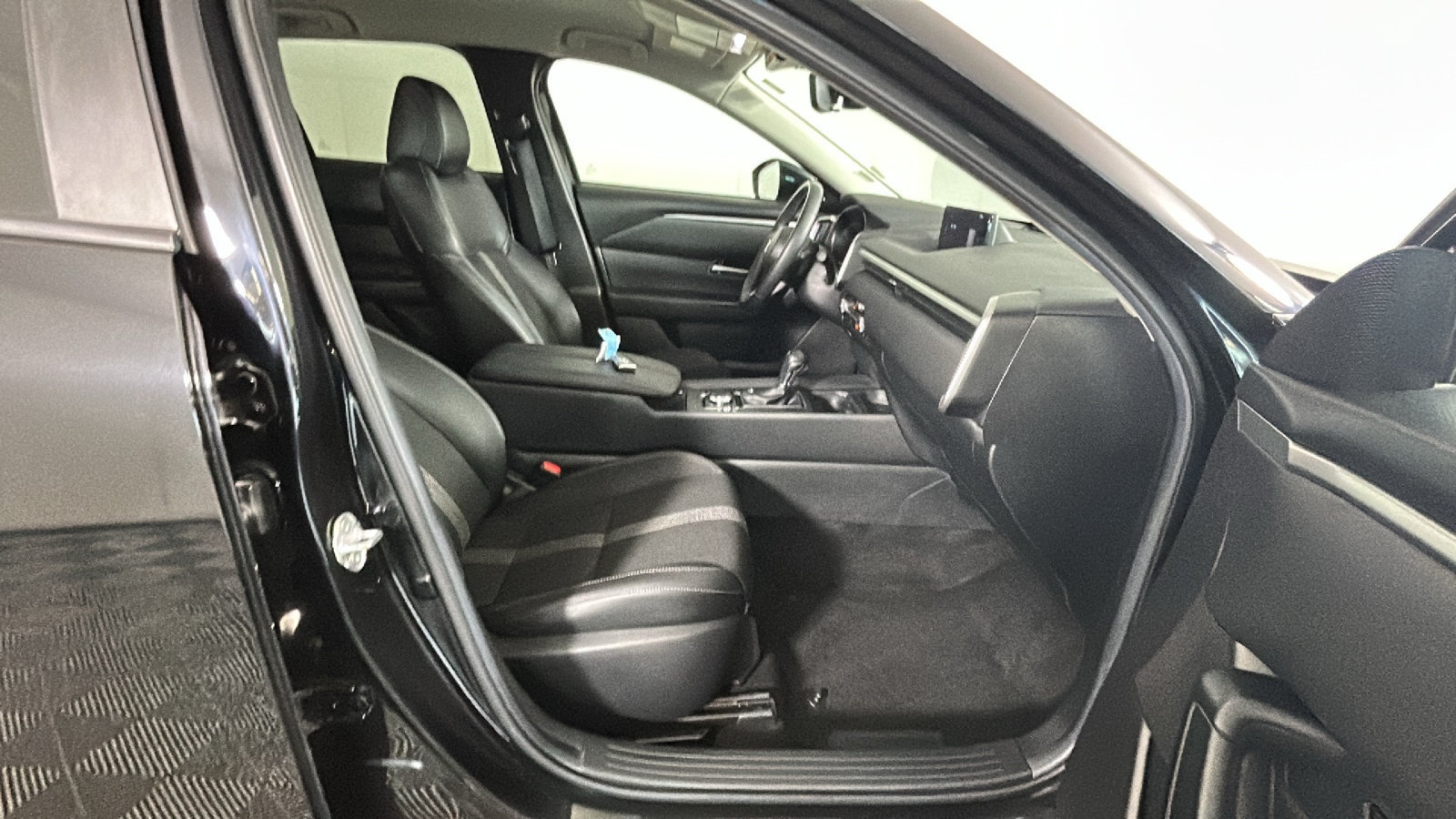 Used 2025 MAZDA CX-50 AWD 2.5 S w/ Preferred Package image 35