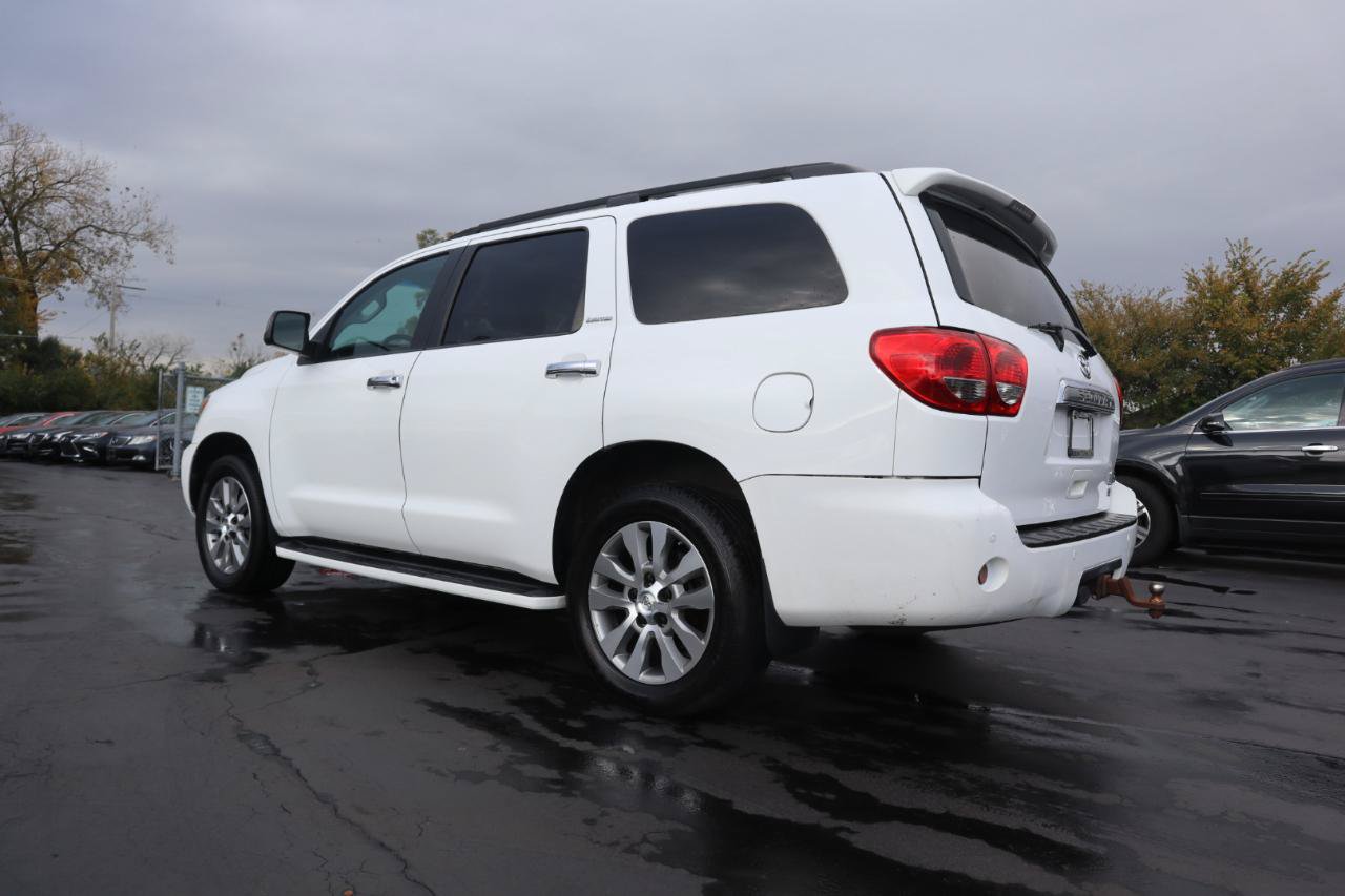 Used 2013 Toyota Sequoia Limited AWD/4WD image 3