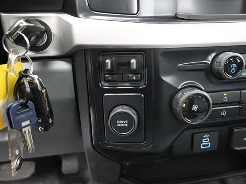 New 2025 Ford F350 XL w/ XL Chrome Package RWD image 15