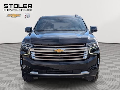 Used 2023 Chevrolet Suburban High Country w/ Advanced Technology Package AWD/4WD image 8