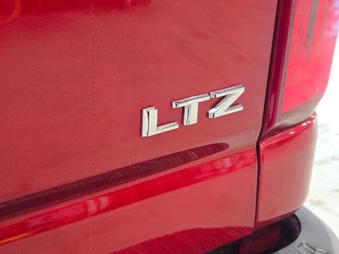 Used 2022 Chevrolet Silverado 3500 LTZ w/ LTZ Plus Package image 18