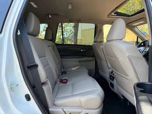 Used 2017 Honda Pilot EX-L image 30