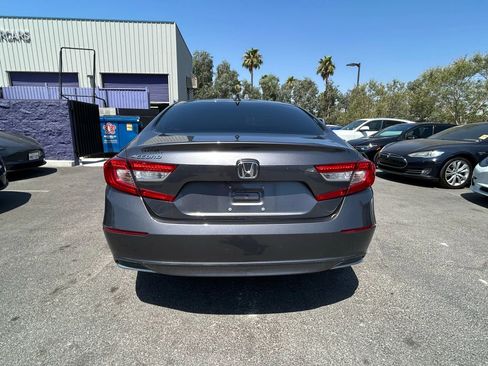 Used 2020 Honda Accord EX image 5