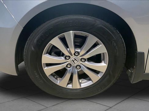 Used 2017 Honda Odyssey EX-L image 11