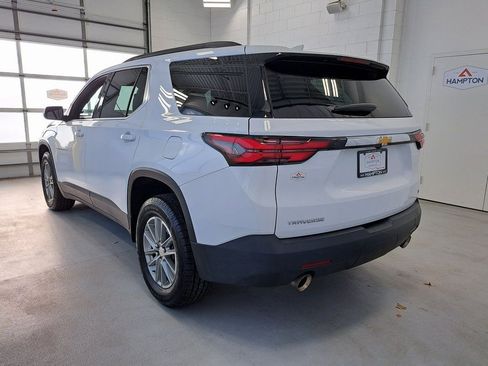 Used 2023 Chevrolet Traverse LT image 8