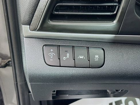 Used 2020 Hyundai Elantra SEL w/ Cargo Package (C1) image 10