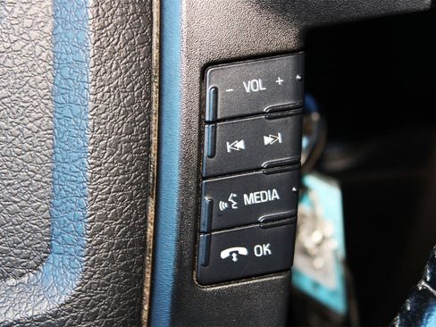 Used 2017 Ford Expedition XLT image 26