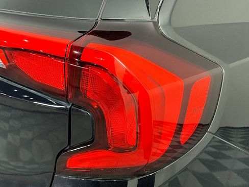 Used 2018 GMC Terrain SLE image 33