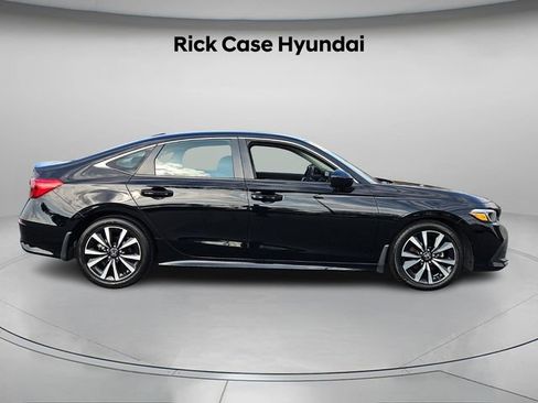 Used 2024 Honda Civic EX image 4