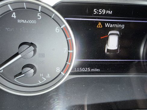 Used 2021 Nissan Rogue SV image 13