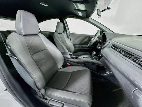 Certified 2022 Honda HR-V Sport image 25