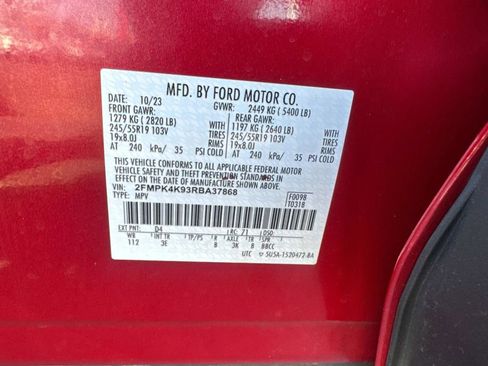 Used 2024 Ford Edge Titanium AWD/4WD image 20