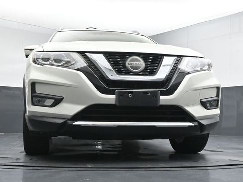 Used 2019 Nissan Rogue SL w/ Premium Package AWD/4WD image 19