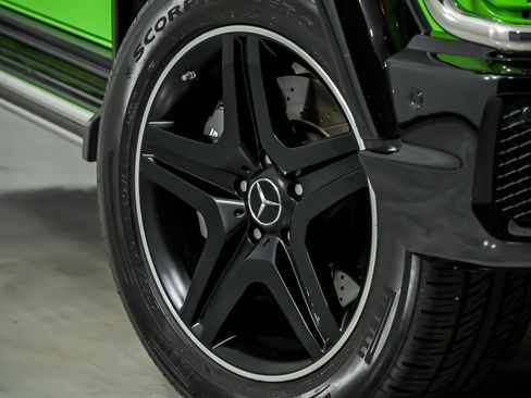 Used 2018 Mercedes-Benz G 63 AMG 4MATIC w/ Alien Green Edition image 4