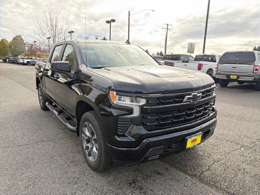 New 2026 Chevrolet Silverado 1500 RST w/ LPO, Dark Essentials Package AWD/4WD image 3