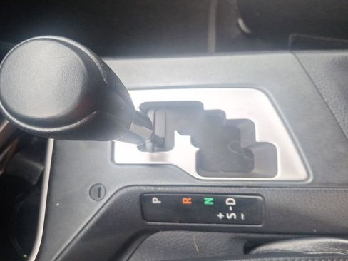 Used 2016 Toyota RAV4 XLE FWD image 28