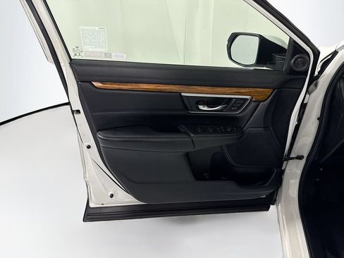 Used 2019 Honda CR-V Touring image 24