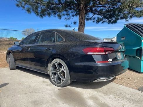 Used 2020 Volkswagen Passat 2.0T R-Line FWD image 3