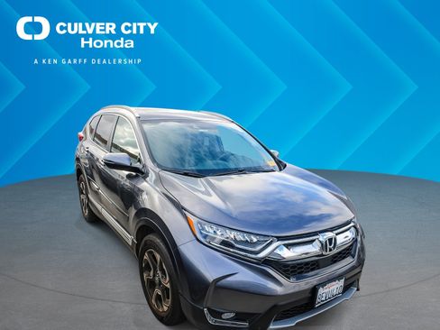 Used 2018 Honda CR-V Touring image 1