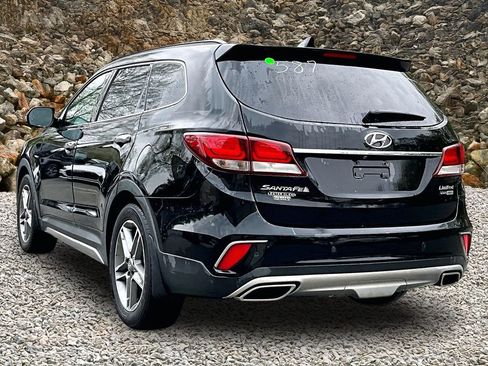 Used 2018 Hyundai Santa Fe Limited AWD/4WD image 11