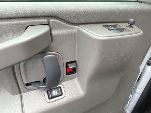 Certified 2024 Chevrolet Express 3500 LT w/ LT Preferred Equipment Group image 22