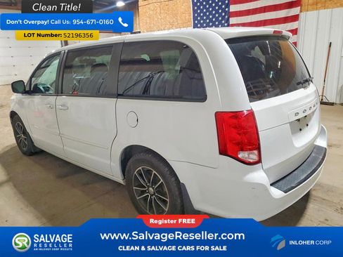 Used 2016 Dodge Grand Caravan SXT FWD image 3