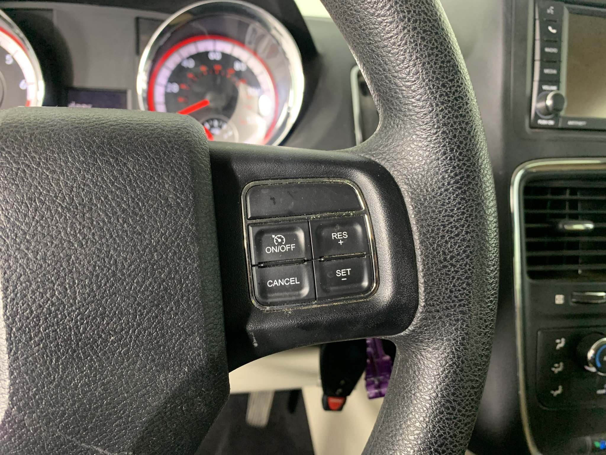 Used 2016 Dodge Grand Caravan SE w/ Quick Order Package 29E SE FWD image 18