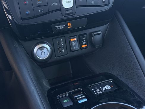 Used 2024 Nissan Leaf SV Plus image 23