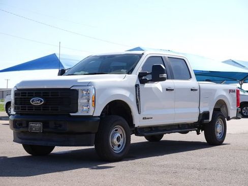 Used 2025 Ford F250 XL AWD/4WD image 7