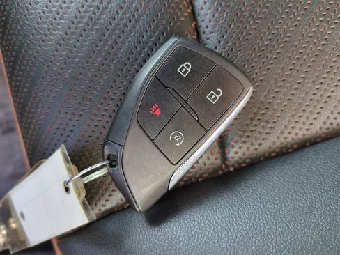 Used 2023 GMC Canyon AT4 w/ AT4 Premium Package AWD/4WD image 24