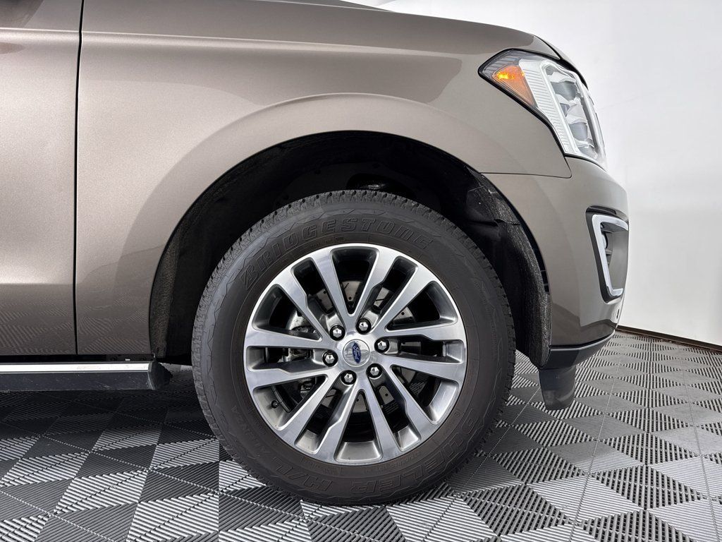 Used 2018 Ford Expedition Max Limited w/ Driver Assistance Package AWD/4WD image 22