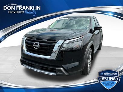 Certified 2025 Nissan Pathfinder SL