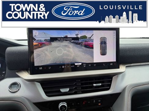 Used 2025 Ford Explorer Active w/ Active Comfort Package AWD/4WD image 18