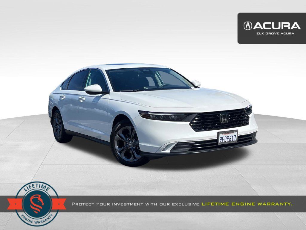 Used 2023 Honda Accord EX image 1