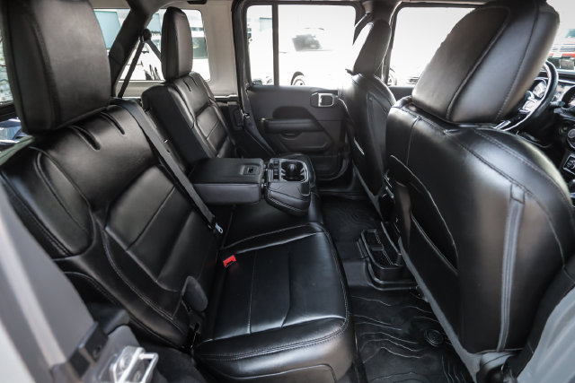 Used 2021 Jeep Wrangler Unlimited Sahara AWD/4WD image 61