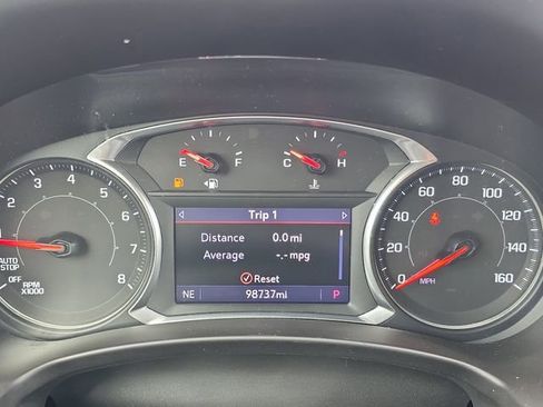 Used 2020 GMC Terrain SLT image 23