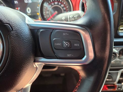 Certified 2021 Jeep Wrangler Unlimited Rubicon AWD/4WD image 31