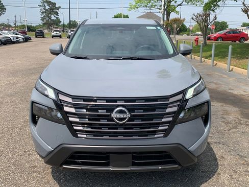 New 2026 Nissan Rogue SV FWD image 3