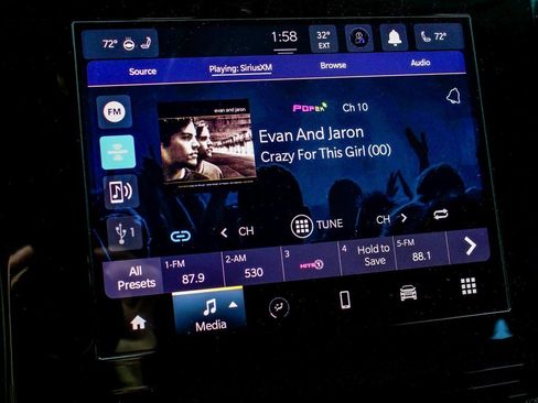 Used 2024 Jeep Grand Cherokee Altitude image 21