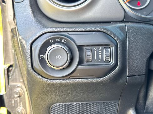 Certified 2021 Jeep Wrangler Sport image 24