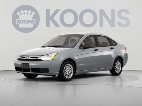 Used 2011 Ford Focus SE w/ 201A Rapid Spec Order Code FWD image 1