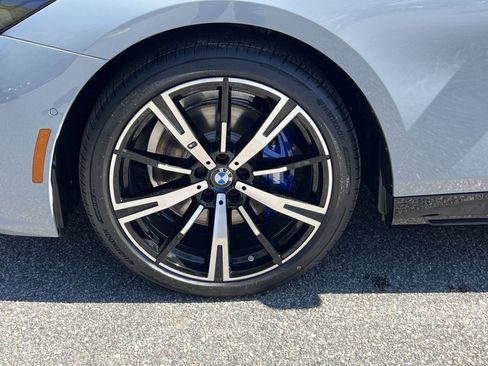 New 2026 BMW 530i xDrive w/ M Sport Package AWD/4WD image 9