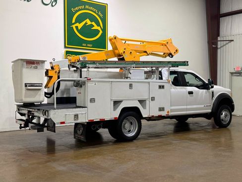 Used 2017 Ford F550 2WD SuperCab Super Duty image 8